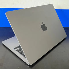 MacBook Air M2 2022 8Gb Ram 256Gb (renovado excelente)